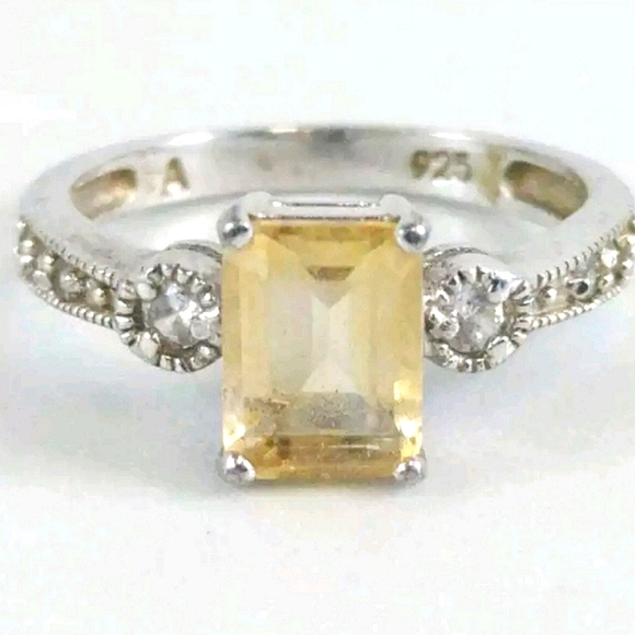 A signed Jewelry - Sale VTG GENUINE CITRINE .925 RING 6.75